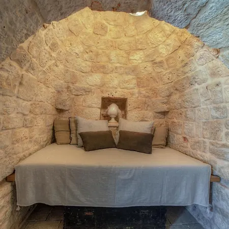 Trullo Thessa, Immersed In Countryside... 펜션