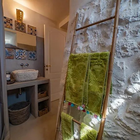Trullo Thessa, Immersed In Countryside... Ostuni