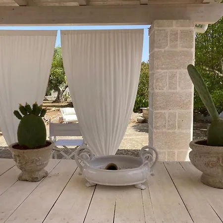 펜션 Trullo Thessa, Immersed In Countryside...